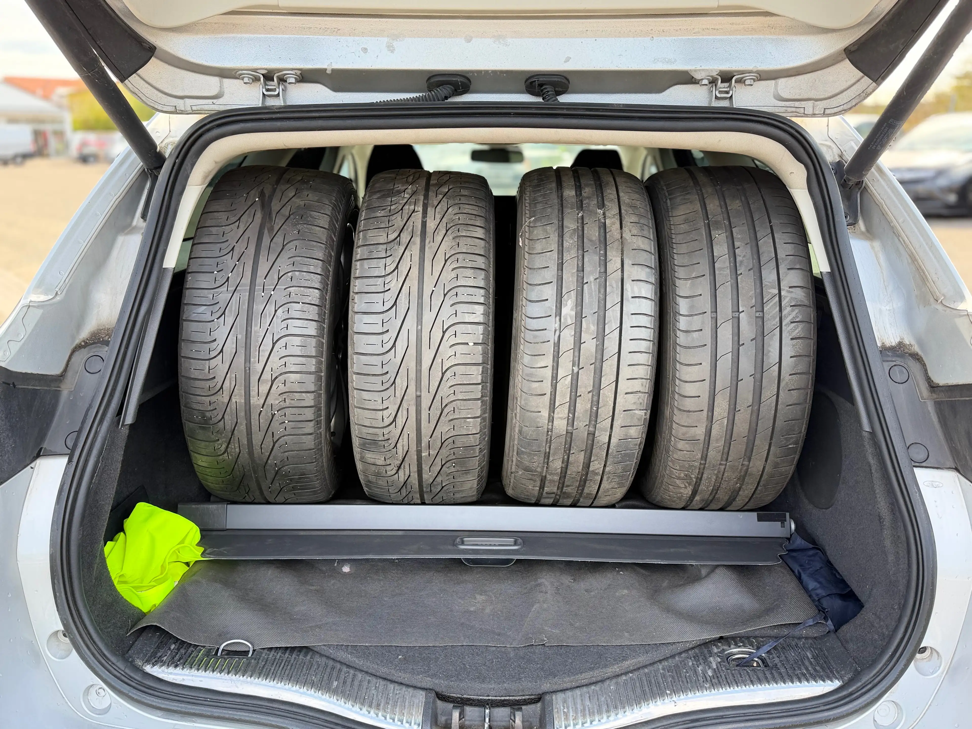 Ford Mondeo Titanium — photo 10