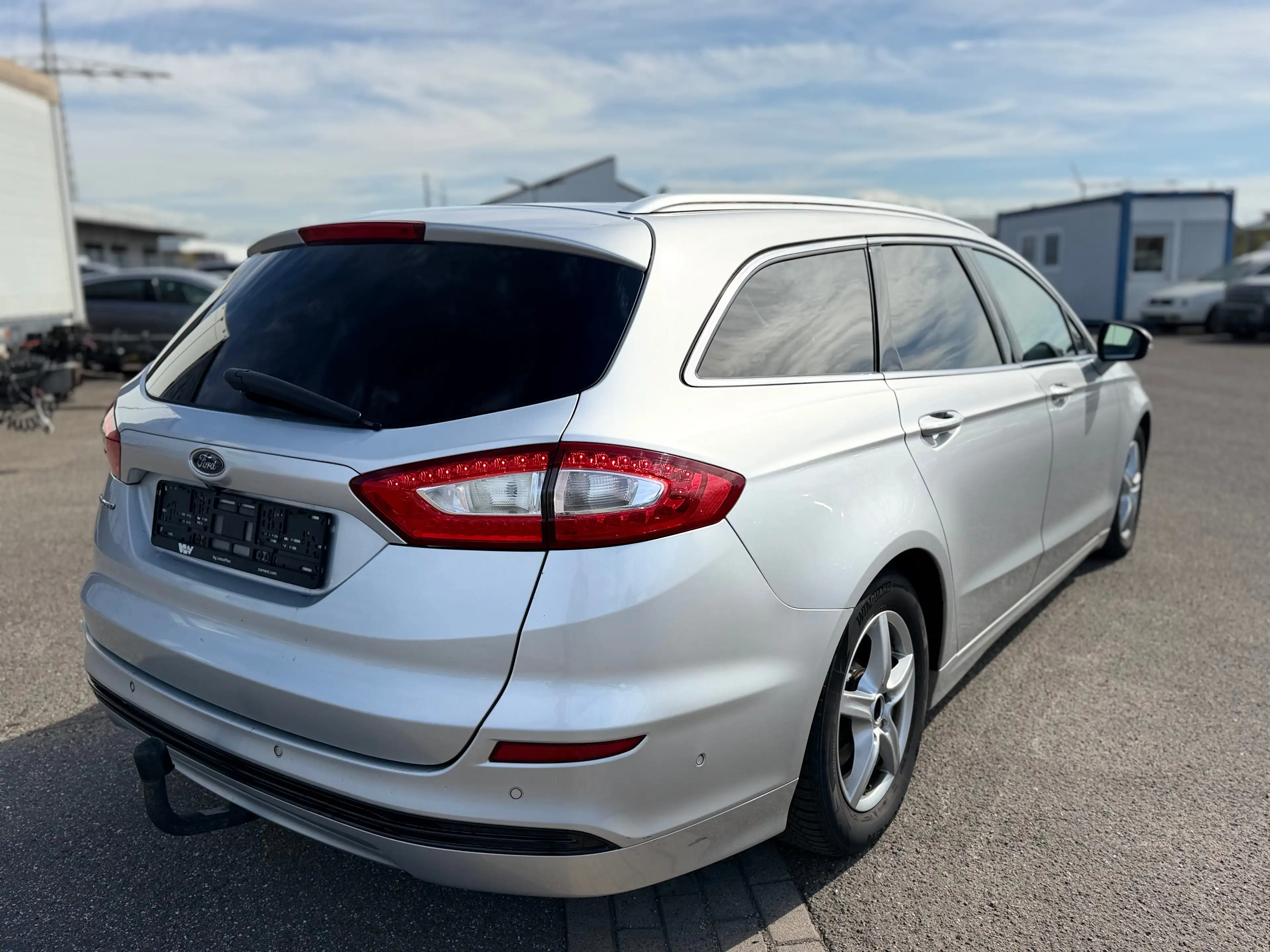 Ford Mondeo Titanium — photo 9