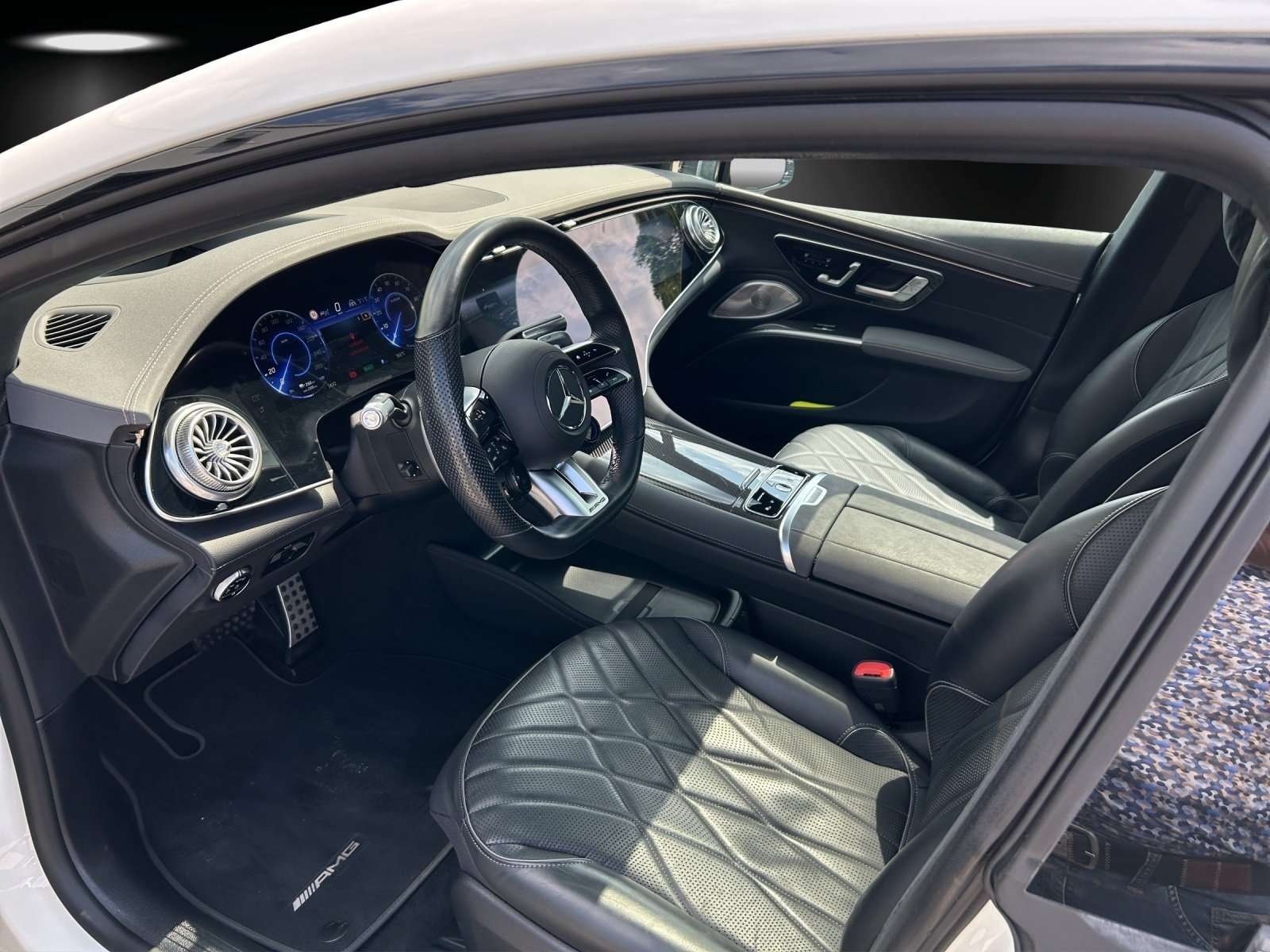 Mercedes-Benz EQS