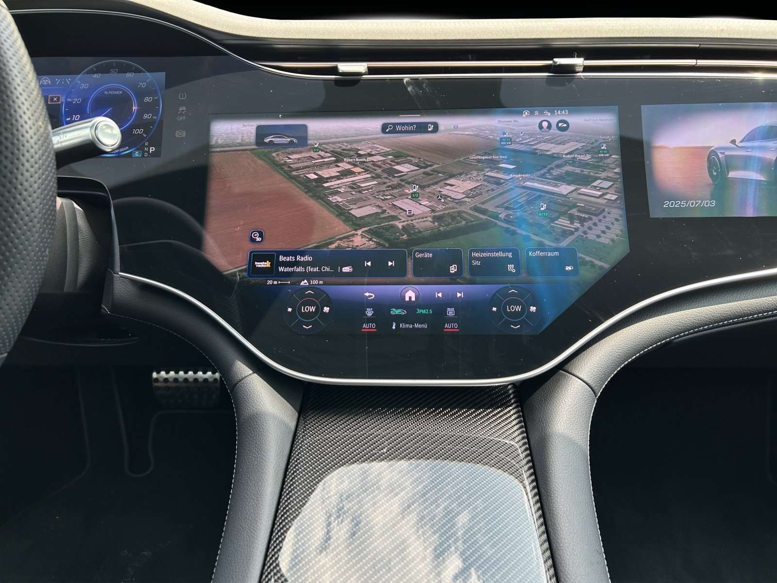 Mercedes-Benz EQS