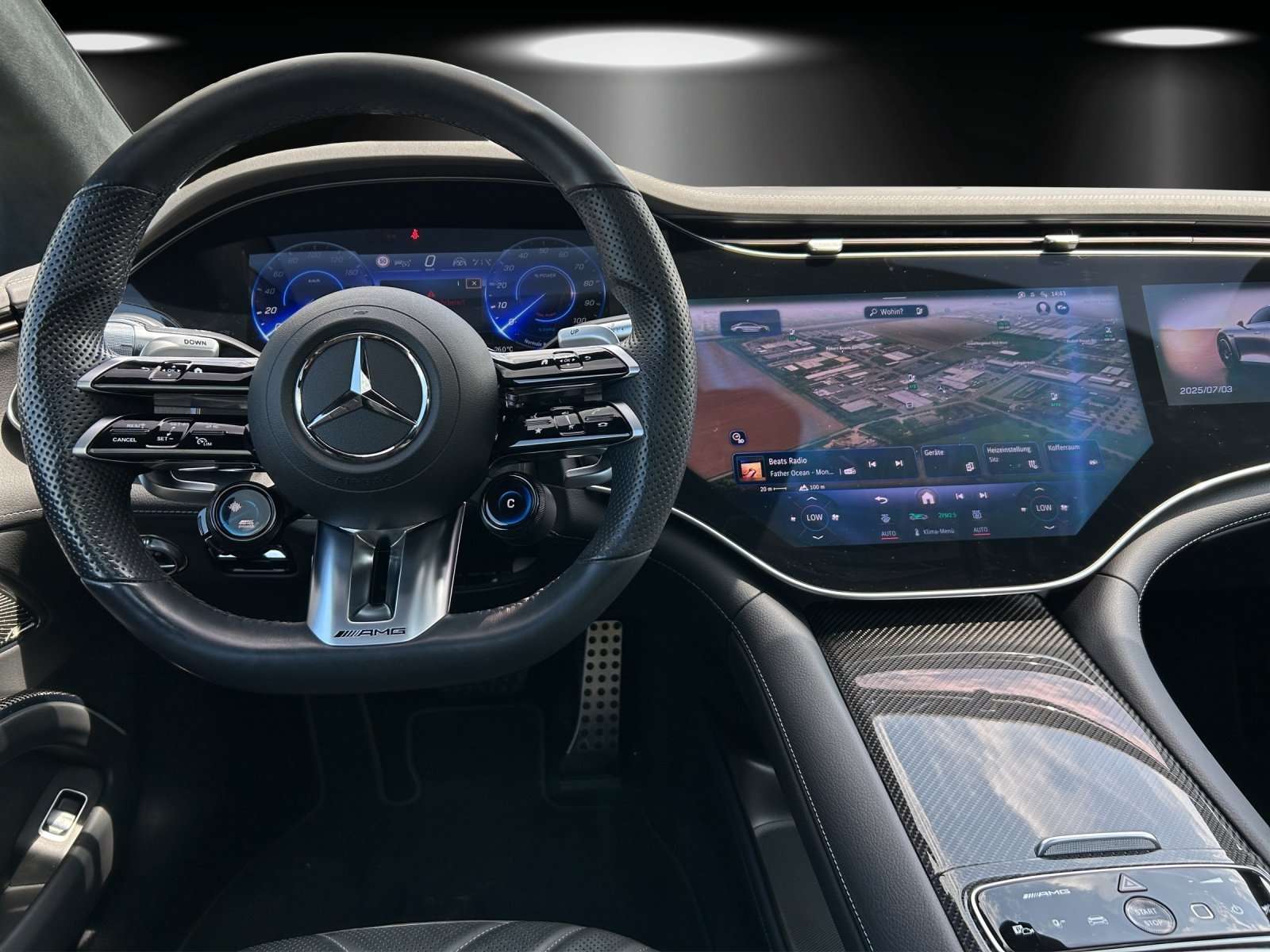 Mercedes-Benz EQS