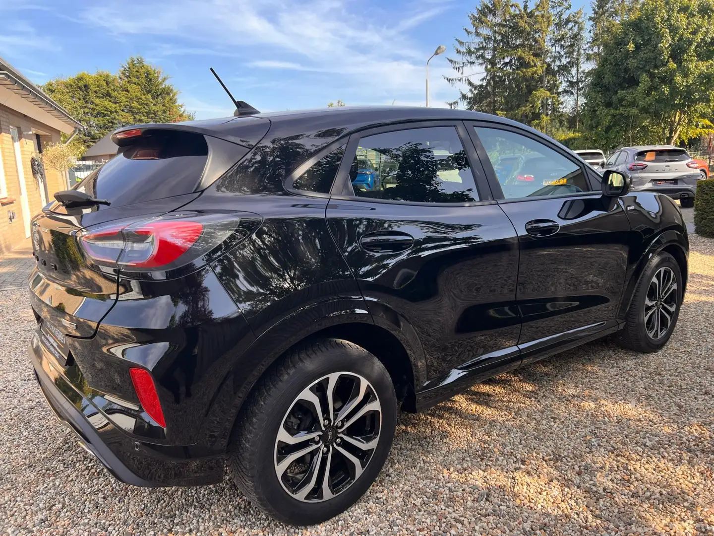 Ford Puma 1.0 EcoBoost Hybrid ST-Line Navigatie & Winterpakk Noir - 2