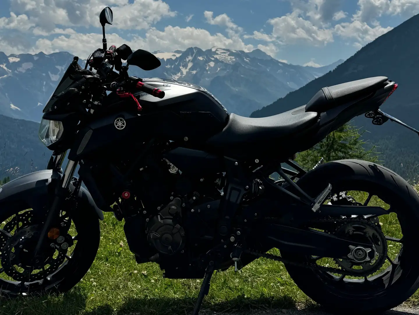 Yamaha MT-07 Nero - 1