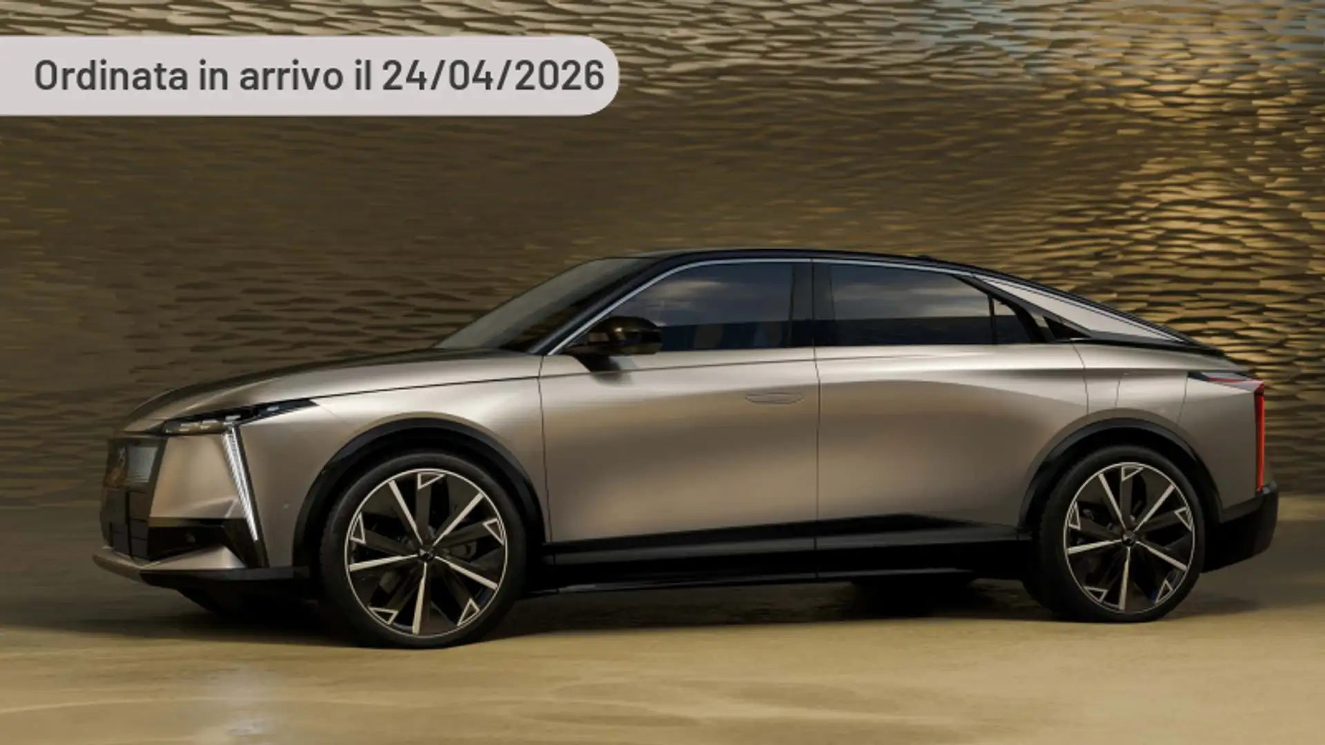 DS Automobiles N°8 Long Range Pallas Silber - 1