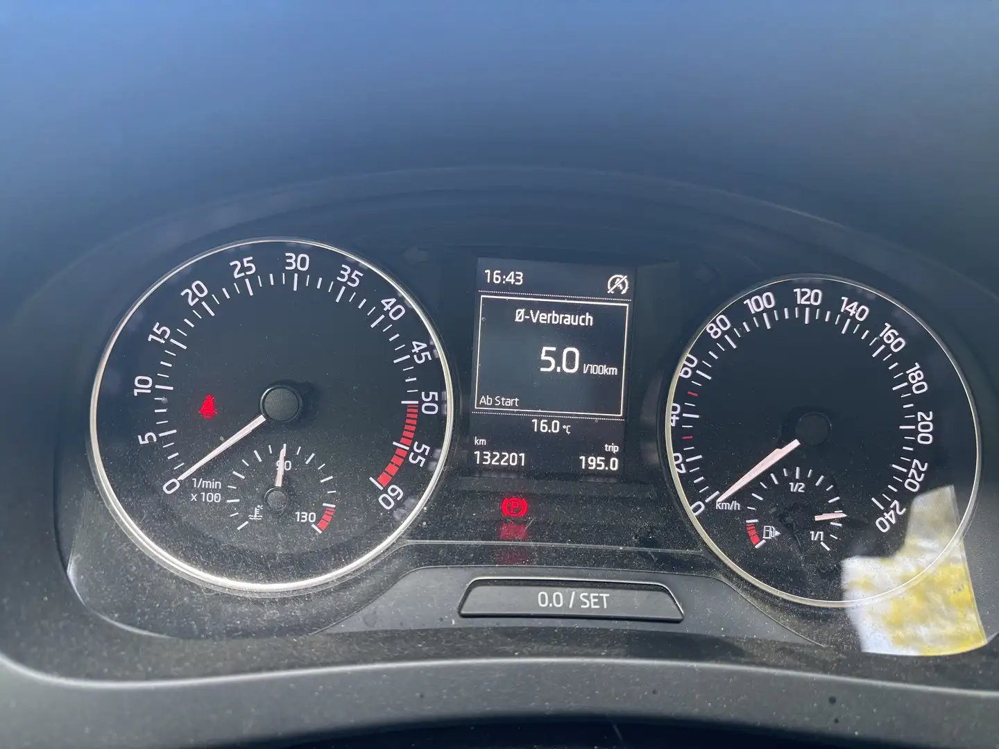 Skoda Rapid/Spaceback Ambition Grau - 2