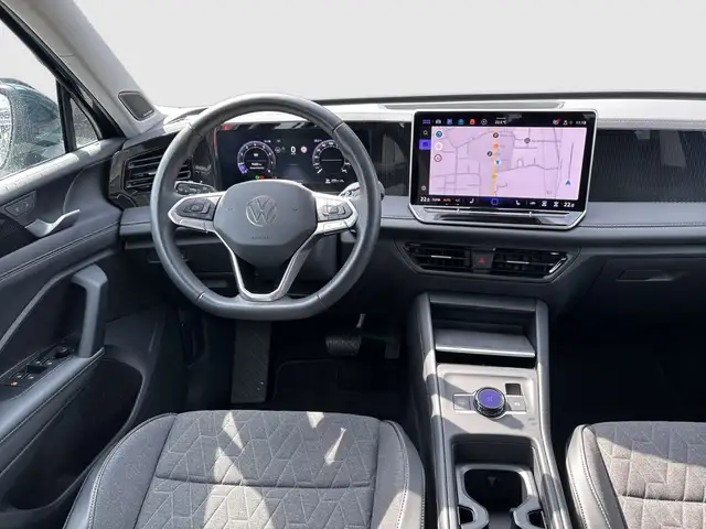 Volkswagen Tiguan view 9