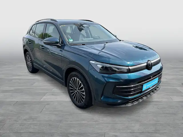 Volkswagen Tiguan view 7