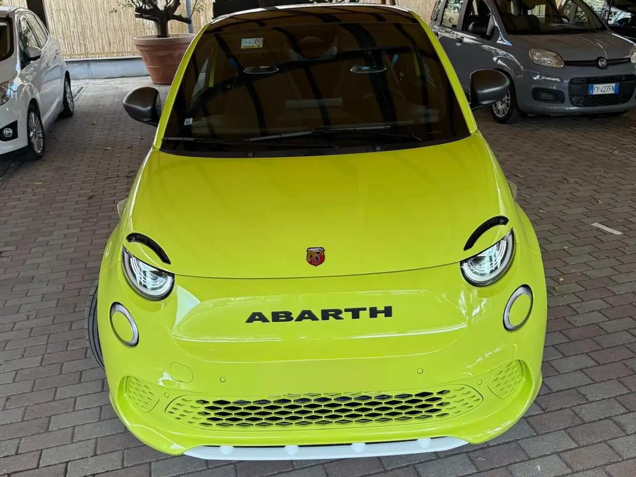 Abarth 500e 2025