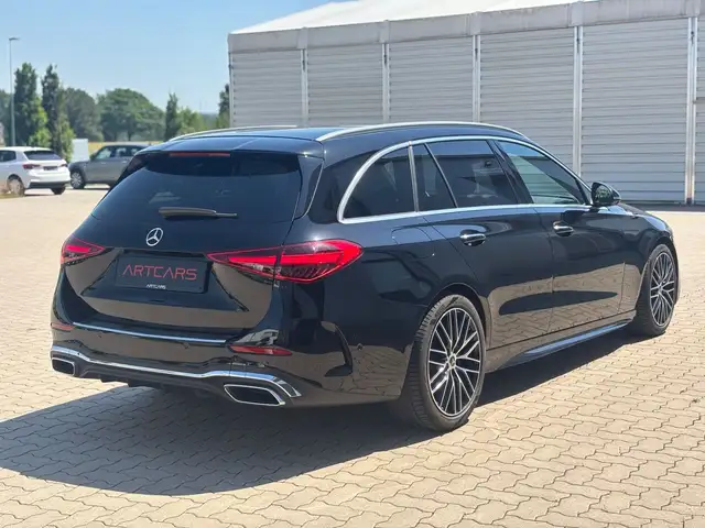 Mercedes-Benz C-Class view 7