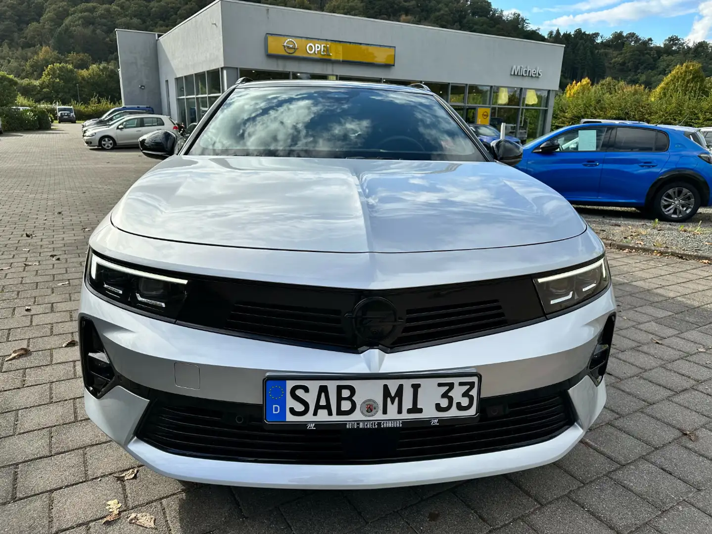Opel Astra 1.2 Turbo 48V Hybrid GS Silber - 2