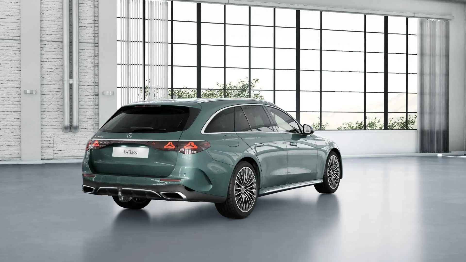 Mercedes-Benz E 300 Estate e Sport Edition Silber - 2