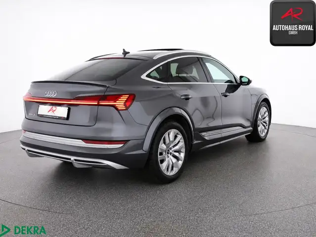 Audi E-Tron view 5