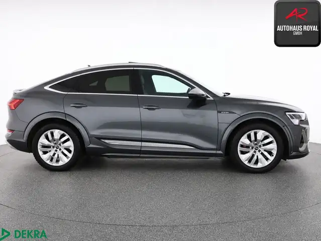 Audi E-Tron view 6