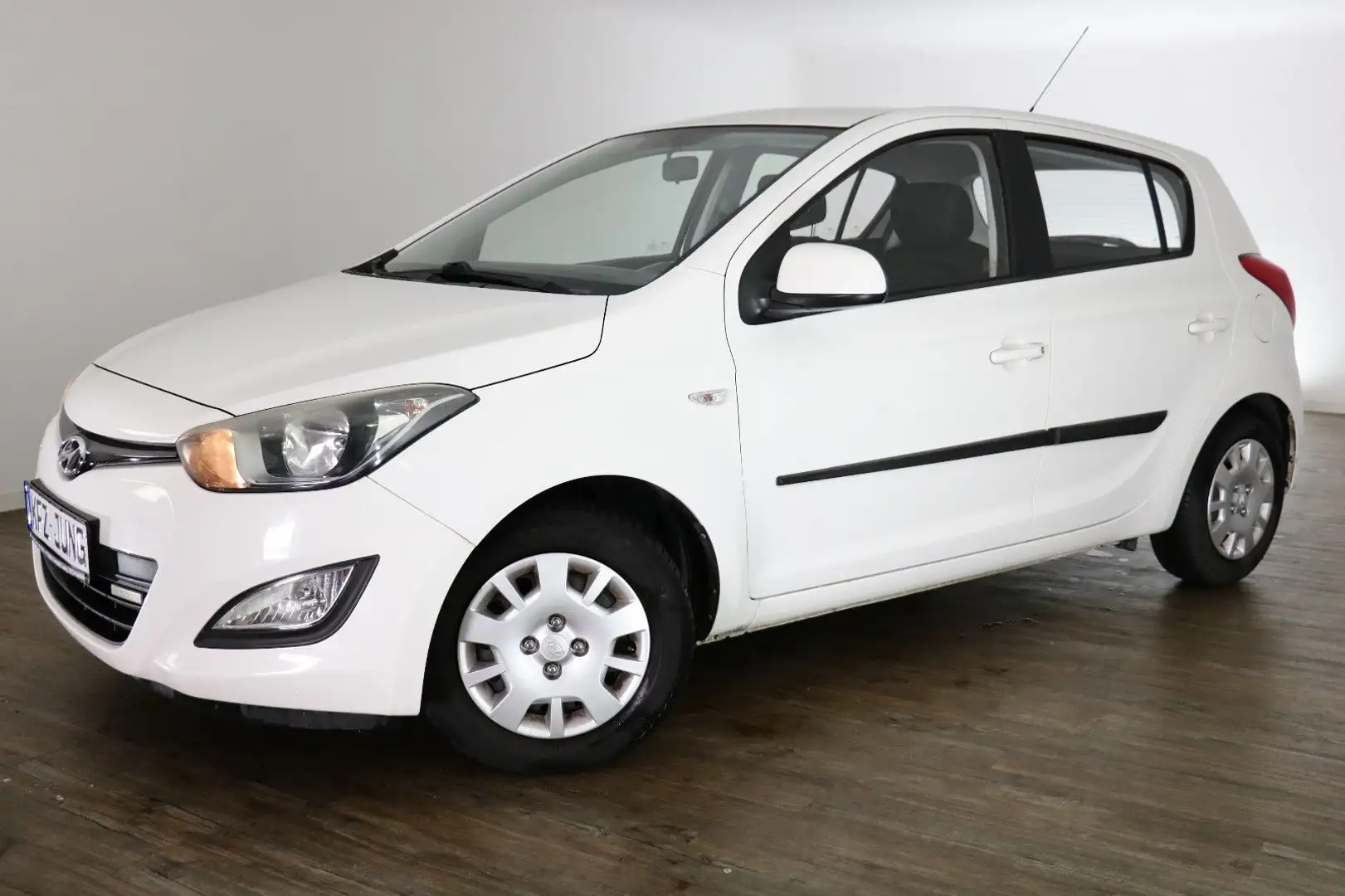 Hyundai i20 5 Star Edition*HU/AU+Service neu*Klimaanlage Weiß - 2