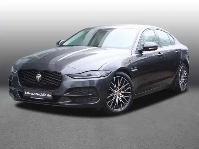 Jaguar XE D200 RWD SE  NAVI PANO KLIMA AHK