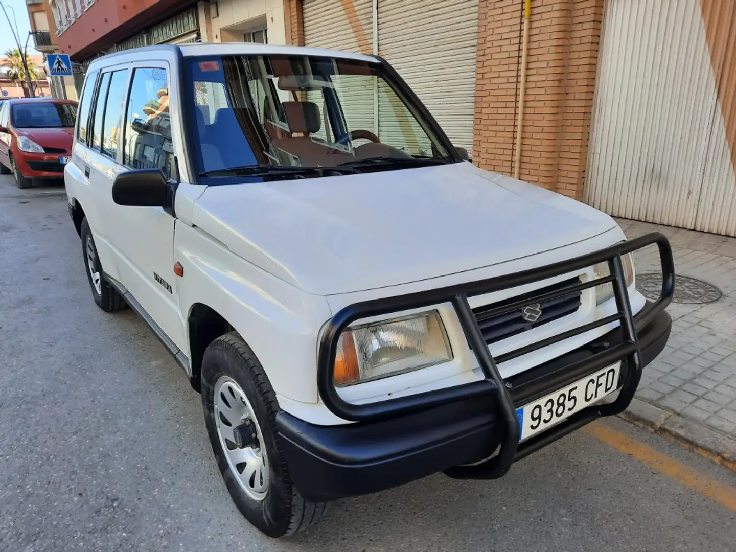 Suzuki Vitara SUV/4x4/Pickup en Blanco ocasión en UBEDA por € 7.850,-