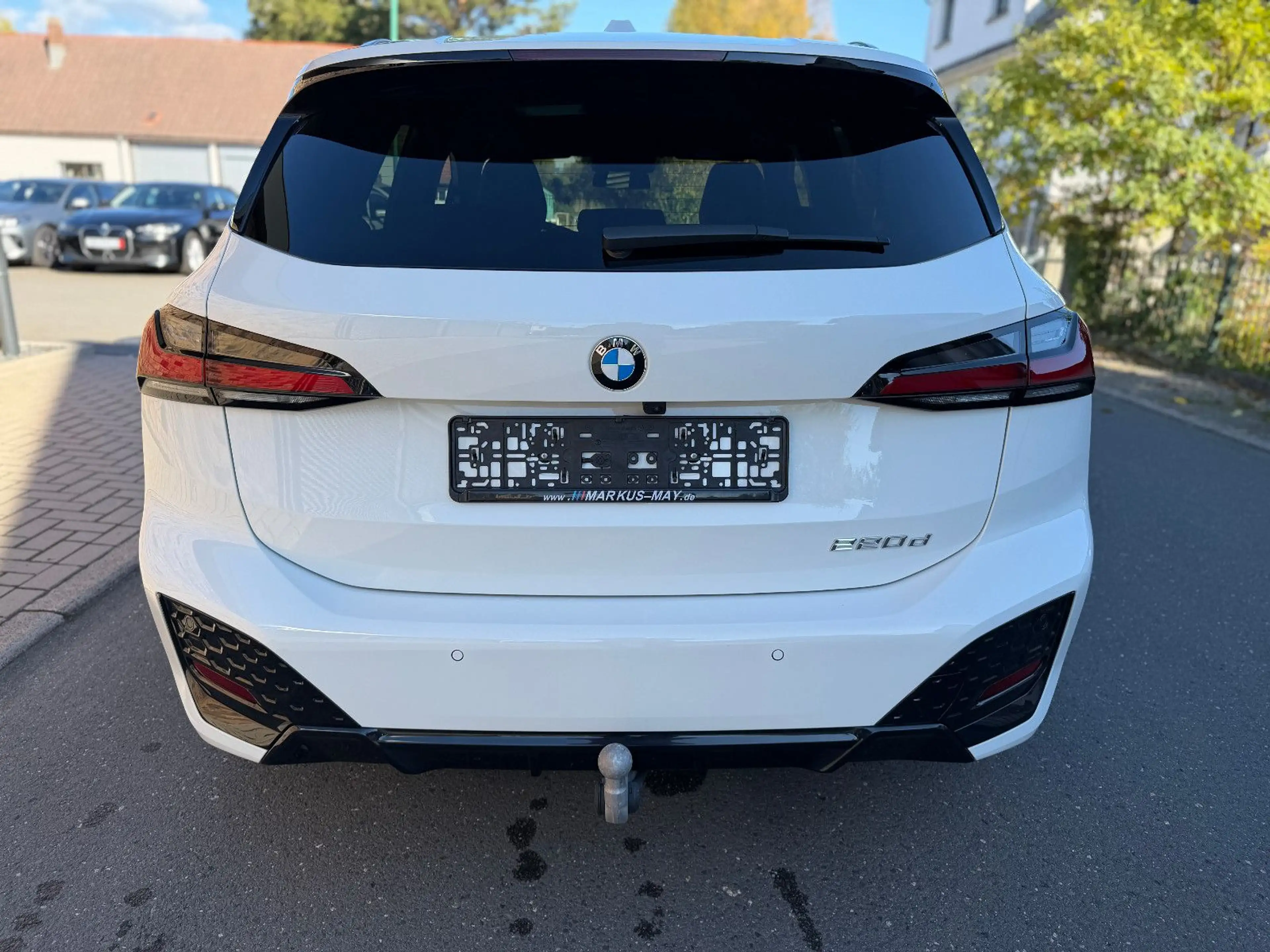 BMW 220 220d ATourer M Sport Pano AHK HUD H/K Massage — photo 5