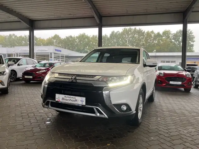 Mitsubishi Outlander 2.0 2WD Spirit