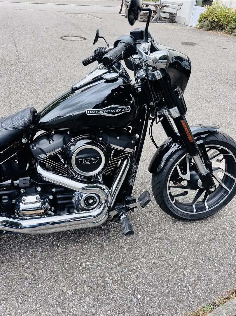 Harley-Davidson Sport Glide - 1