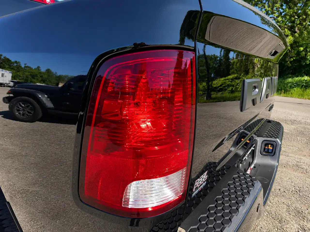 RAM 1500 снимка RAM 1500