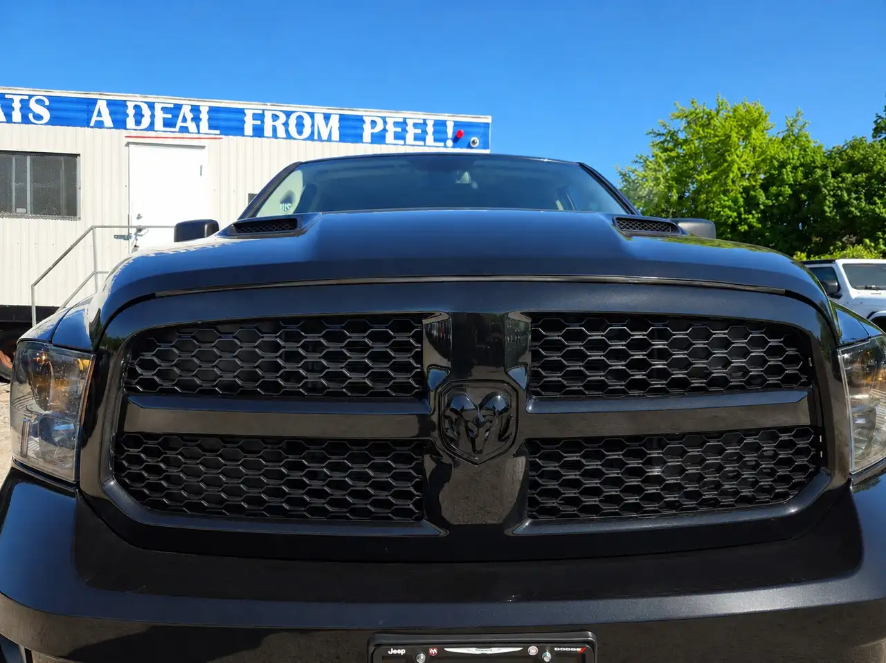 RAM 1500 снимка RAM 1500