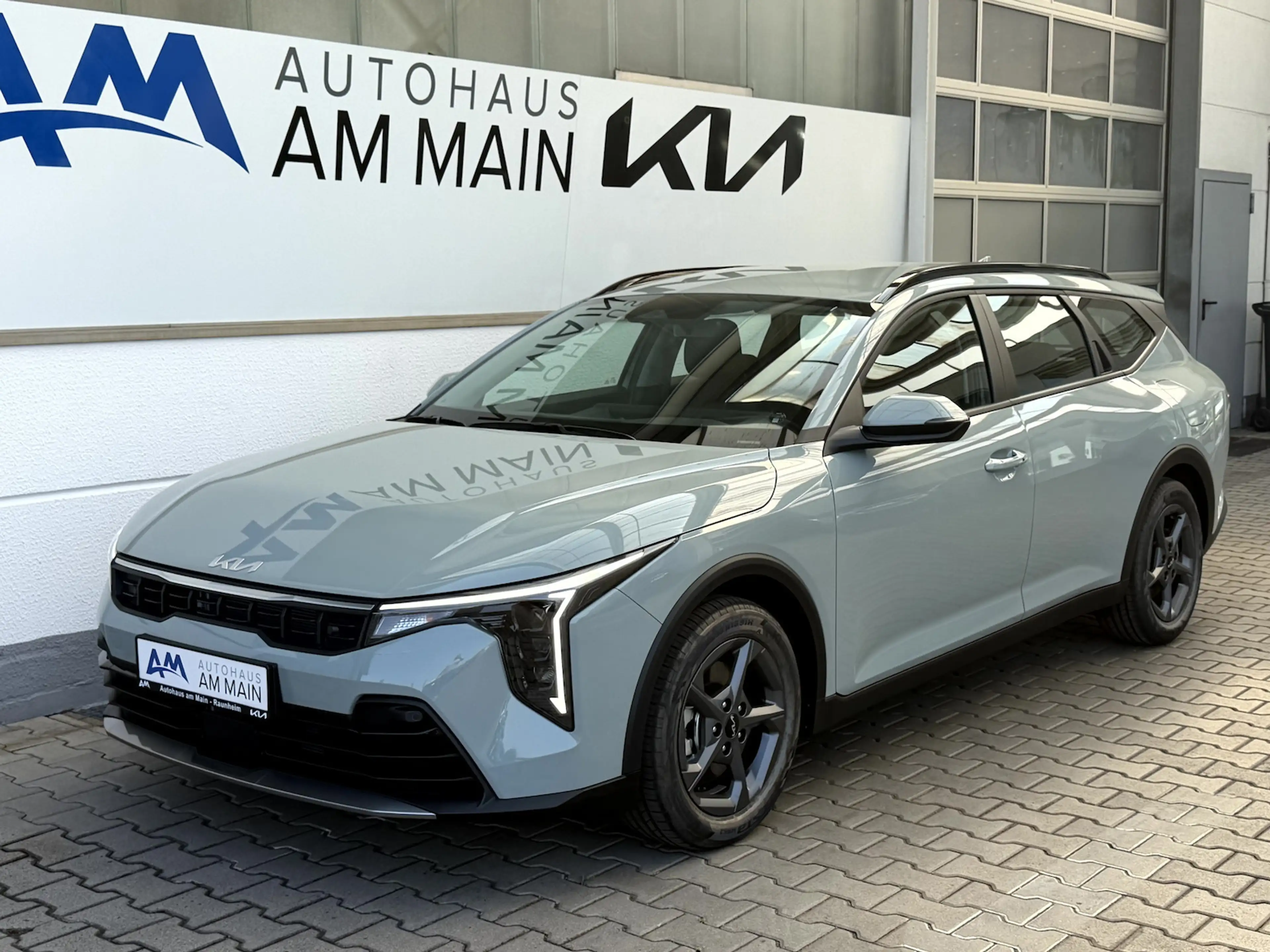 Kia K4 SW 1.6 T 150 DCT VISION — photo 2