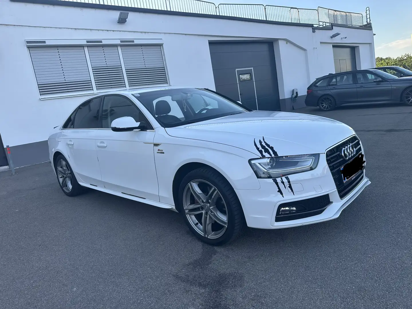 Audi A4 2.0 TFSI multitronic S line Sportpaket - 1