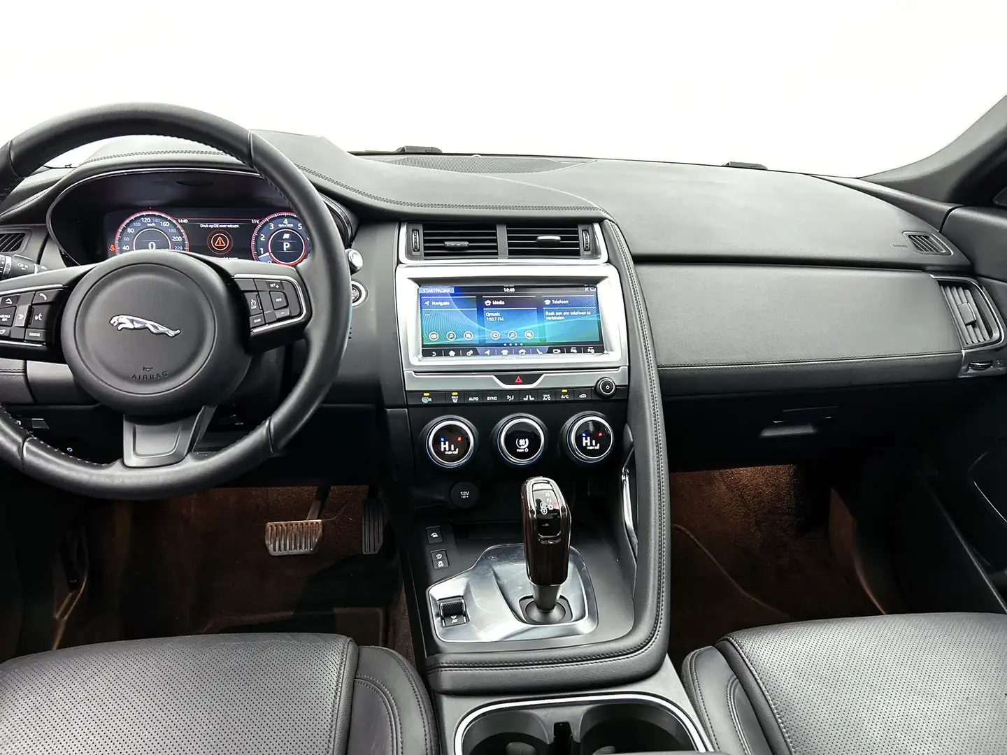 Jaguar E-Pace 2.0 P250 AWD HSE (NL-auto, Goed OnderH, Panoramada Zwart - 2