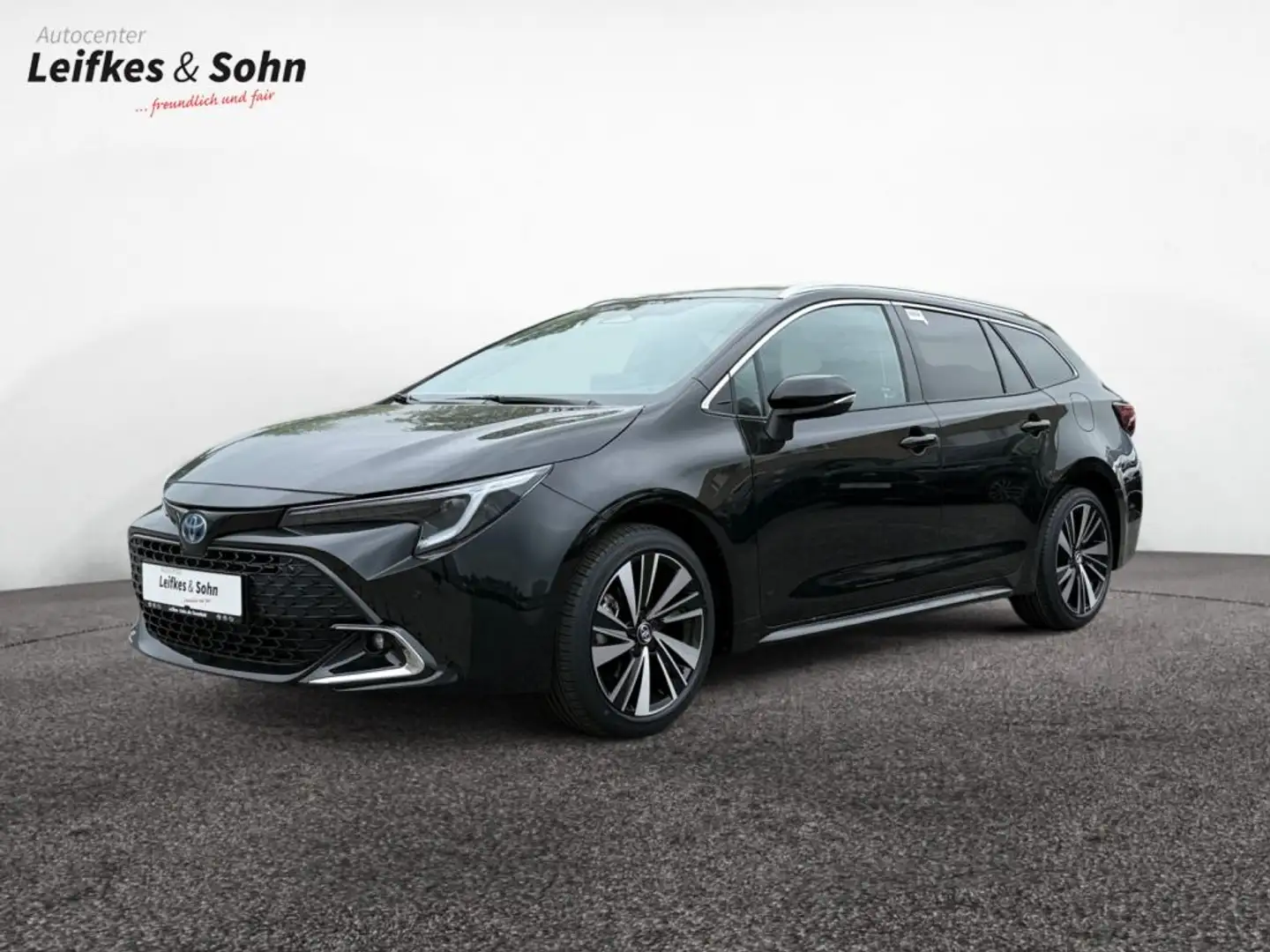 Toyota Corolla 1.8 Hybrid Touring Sports Teamplayer (ZE1HE) Noir - 1