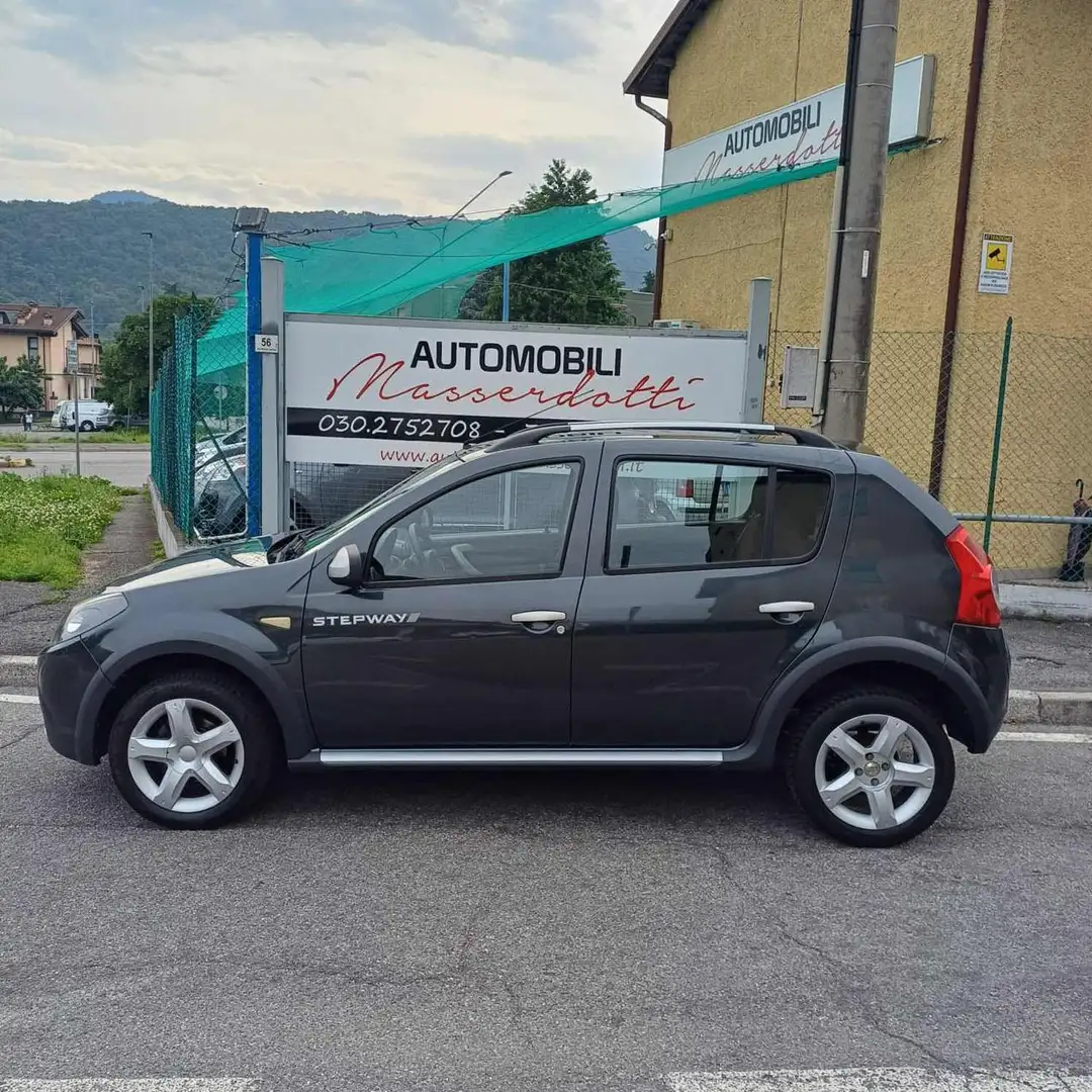 Dacia Sandero Stepway 1.6 8V 90CV Unicoproprietario Grau - 2