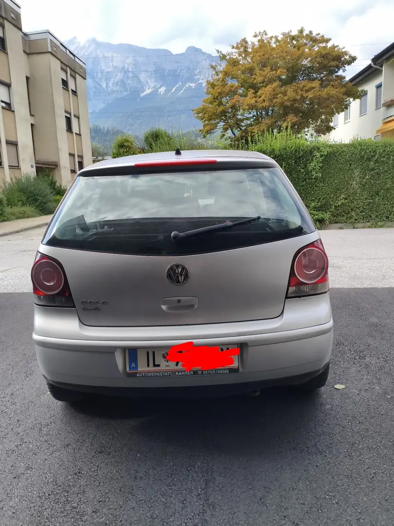 Volkswagen Polo 1.2 Comfortline Silber - 2