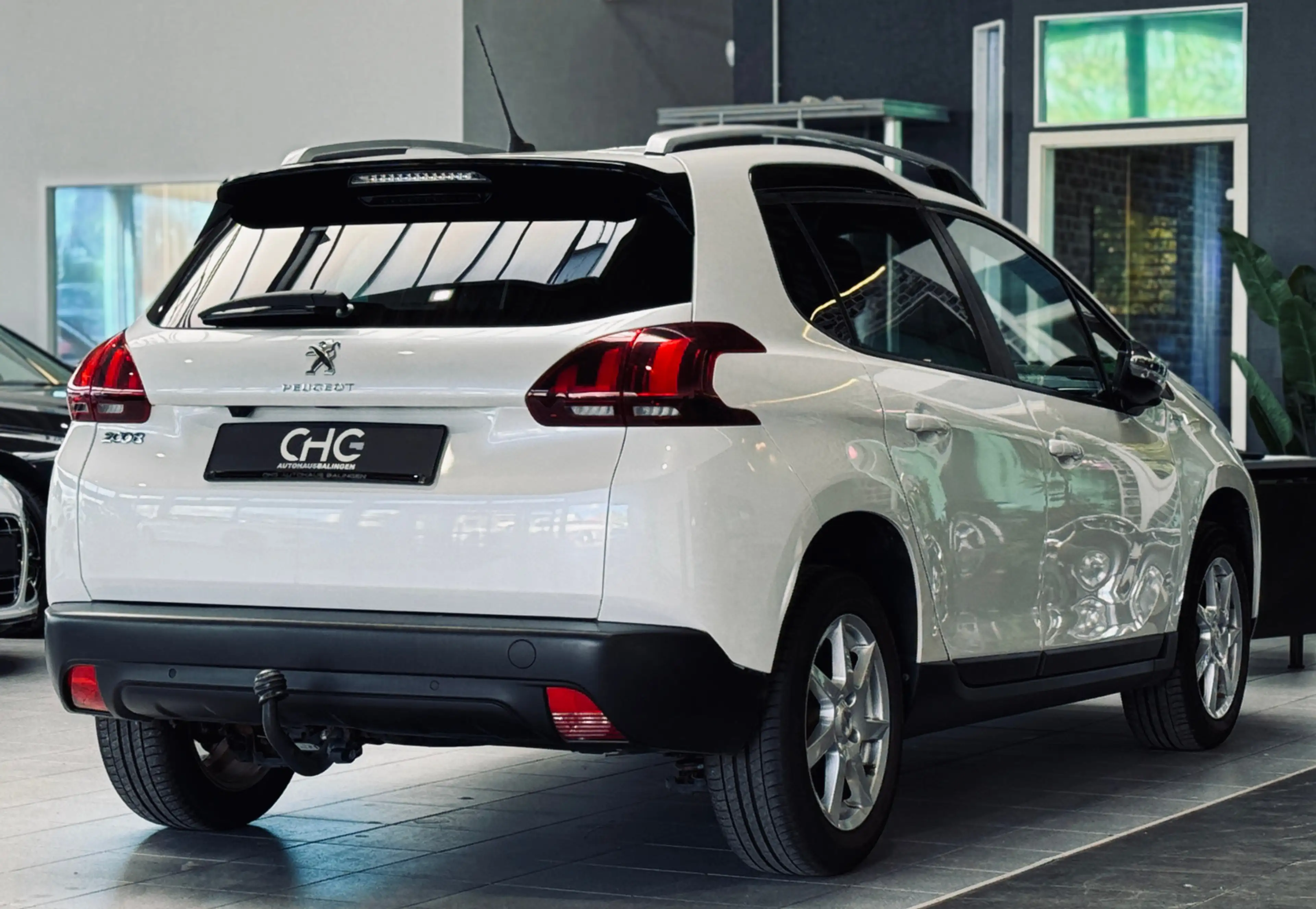 Peugeot 2008 Style PANO|KAMERA|NAVI|CARPLAY|TEMP.|SHZ — photo 5