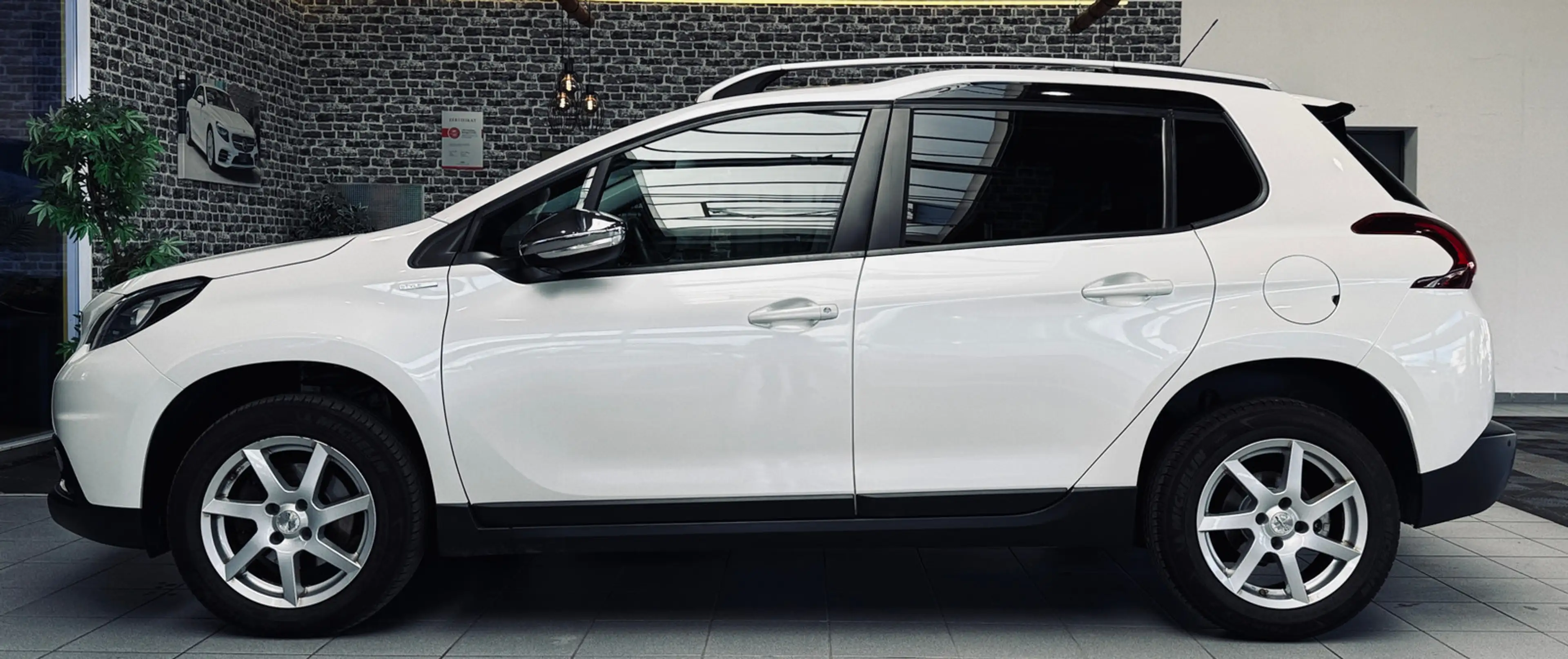 Peugeot 2008 Style PANO|KAMERA|NAVI|CARPLAY|TEMP.|SHZ — photo 8