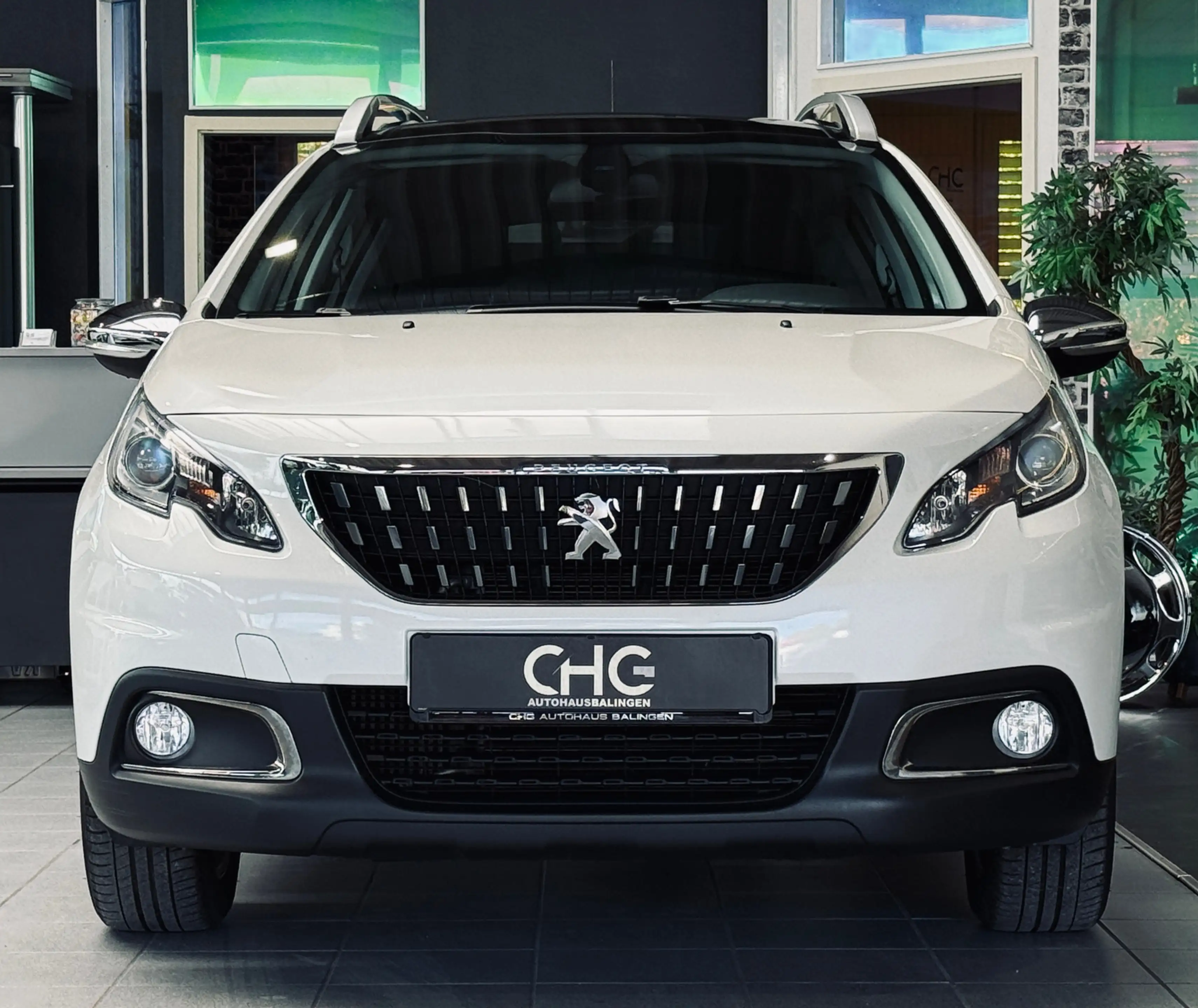 Peugeot 2008 Style PANO|KAMERA|NAVI|CARPLAY|TEMP.|SHZ — photo 2