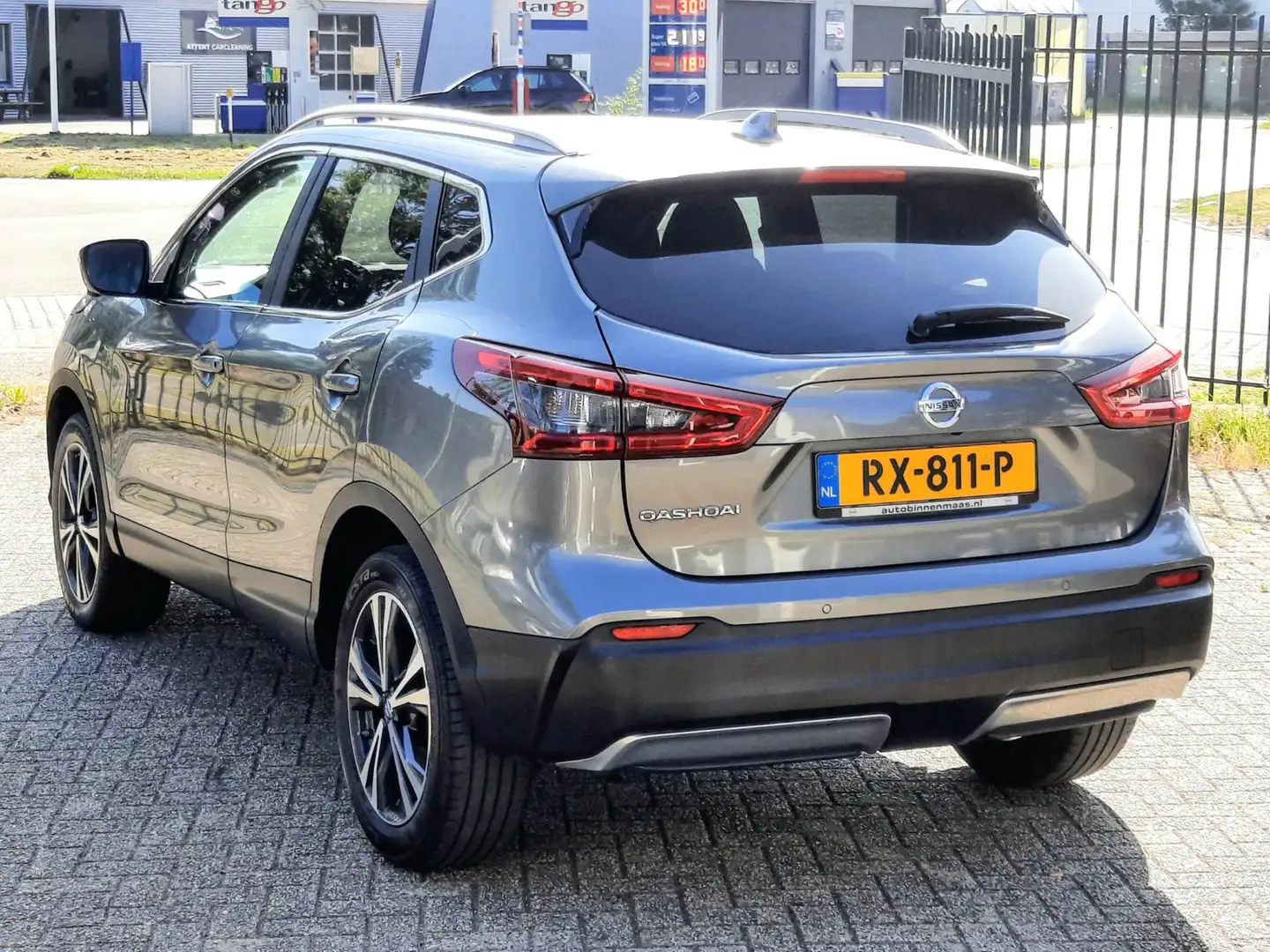 Nissan Qashqai 1.6 Business Edition Panodak Navi Camera Grau - 2