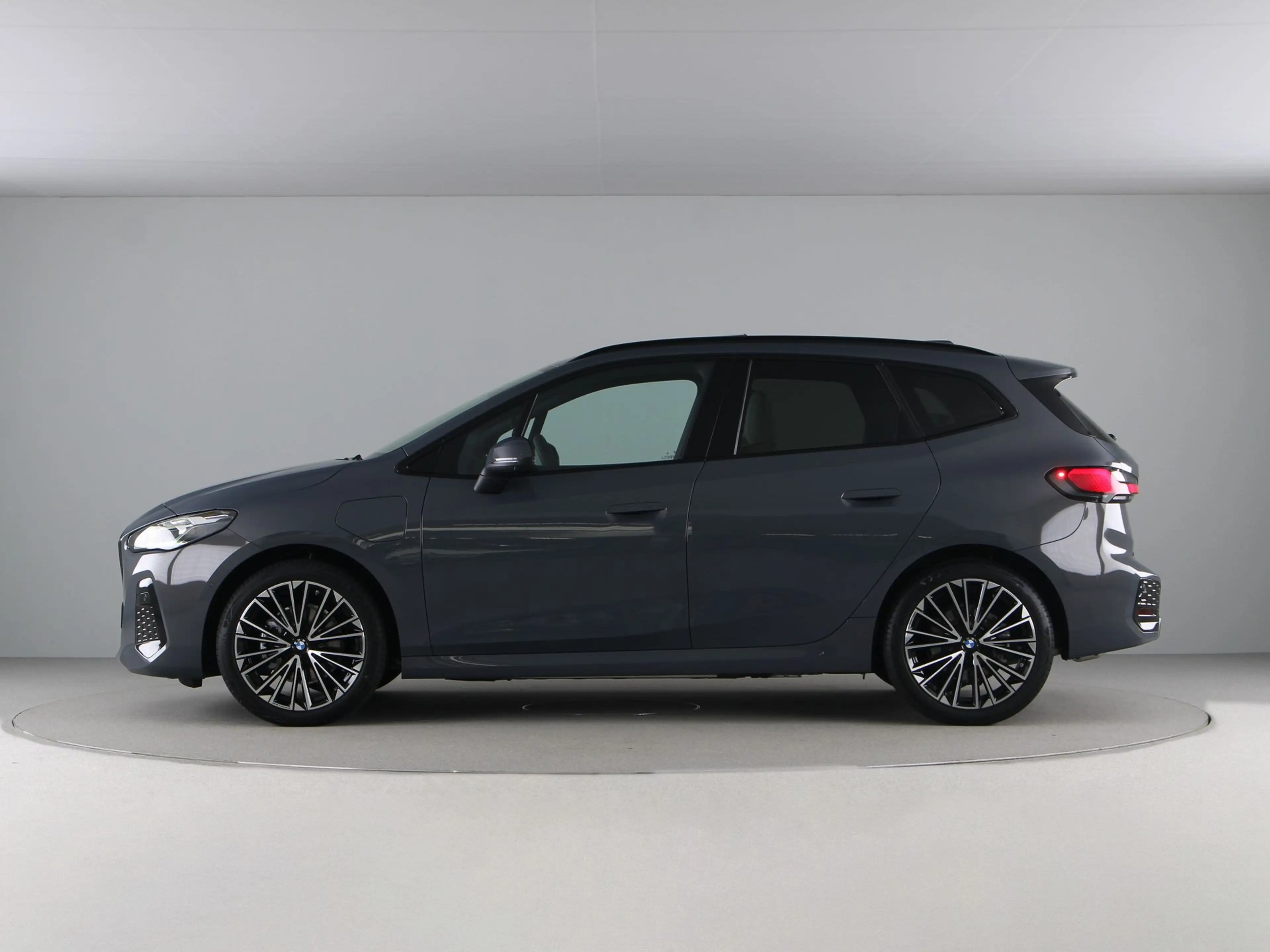 BMW 225 2 Serie Active Tourer 225e xDrive M Sport | Comfor — photo 12