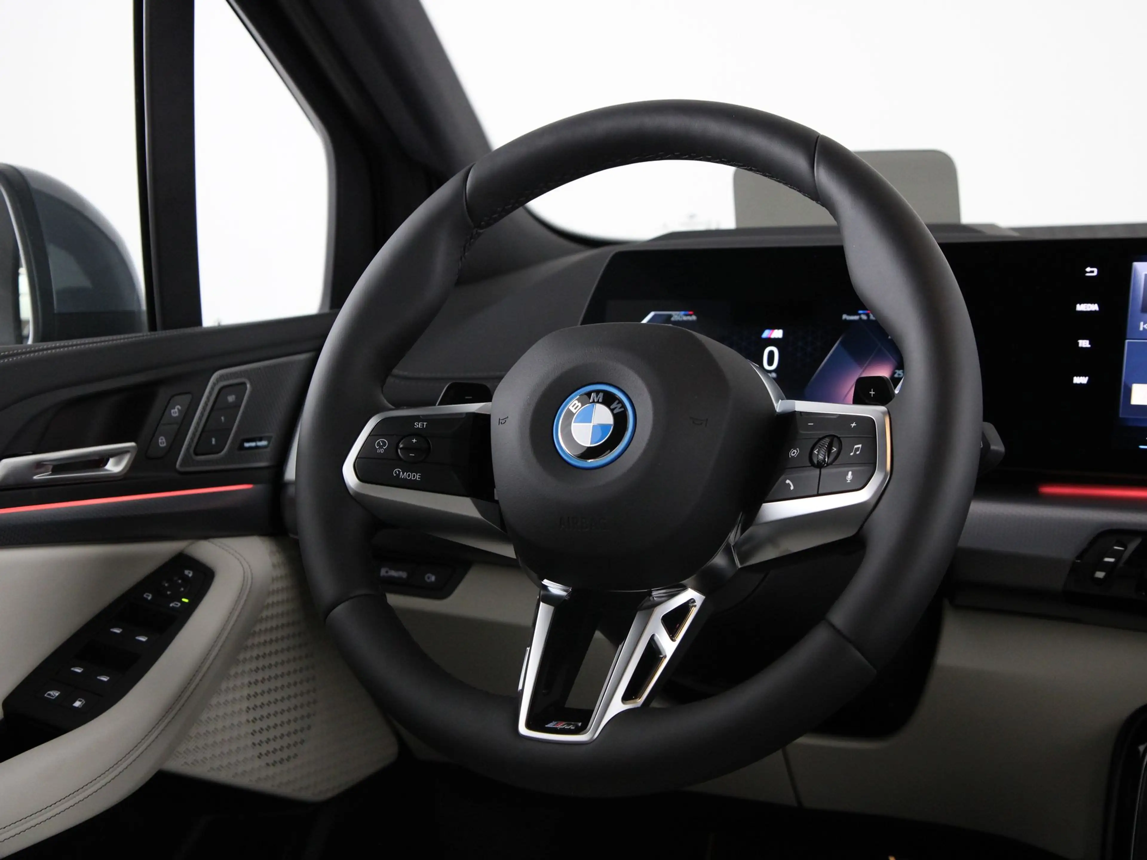 BMW 225 2 Serie Active Tourer 225e xDrive M Sport | Comfor — photo 2