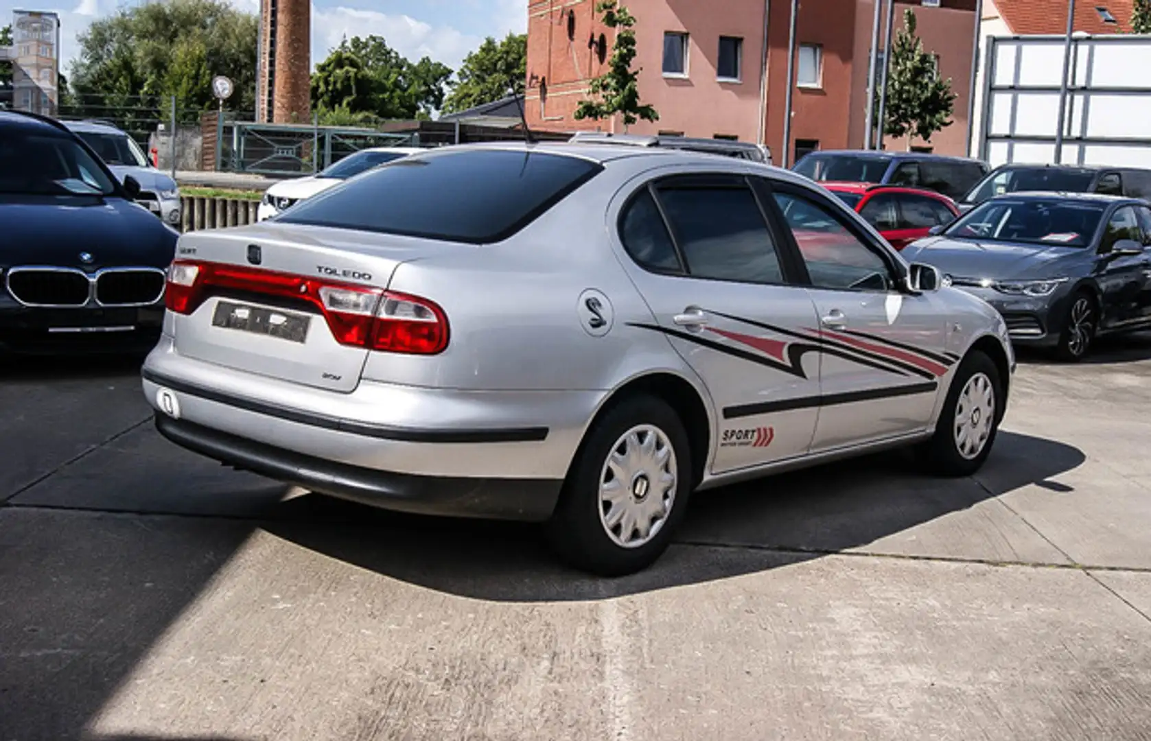 SEAT Toledo Signo 1.8 20V Automatik KLIMAAUTOMATIK Grau - 2