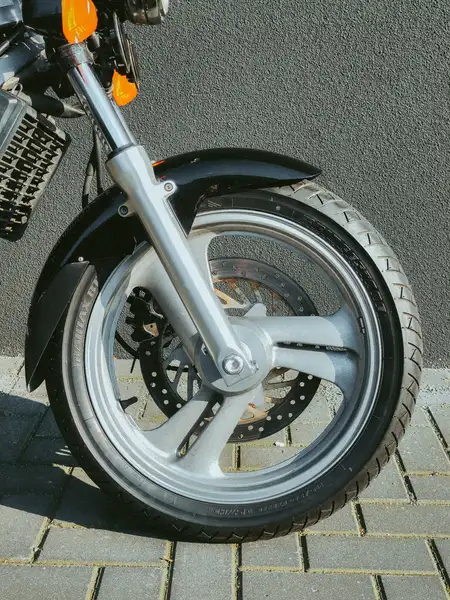 Honda NTV 650 - foto 4