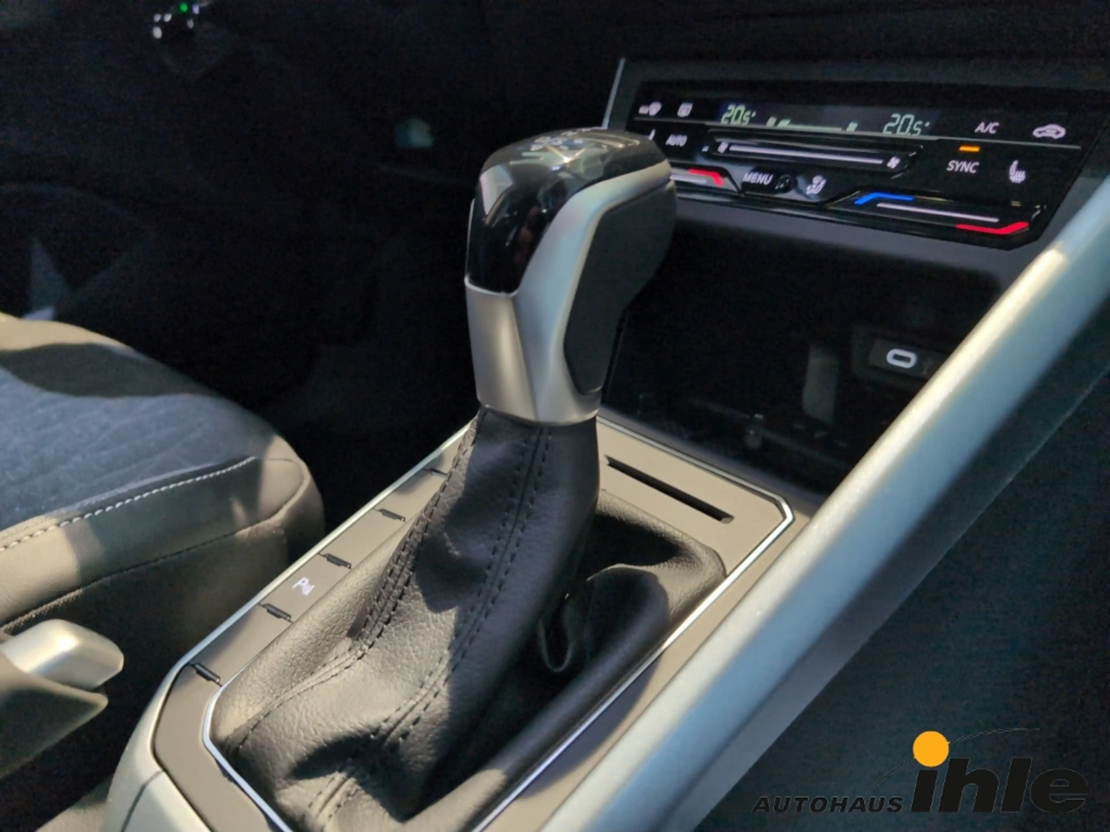 Volkswagen Taigo Energy 1,0 TSI DSG AHK+ACC+APP-Connect — photo 7