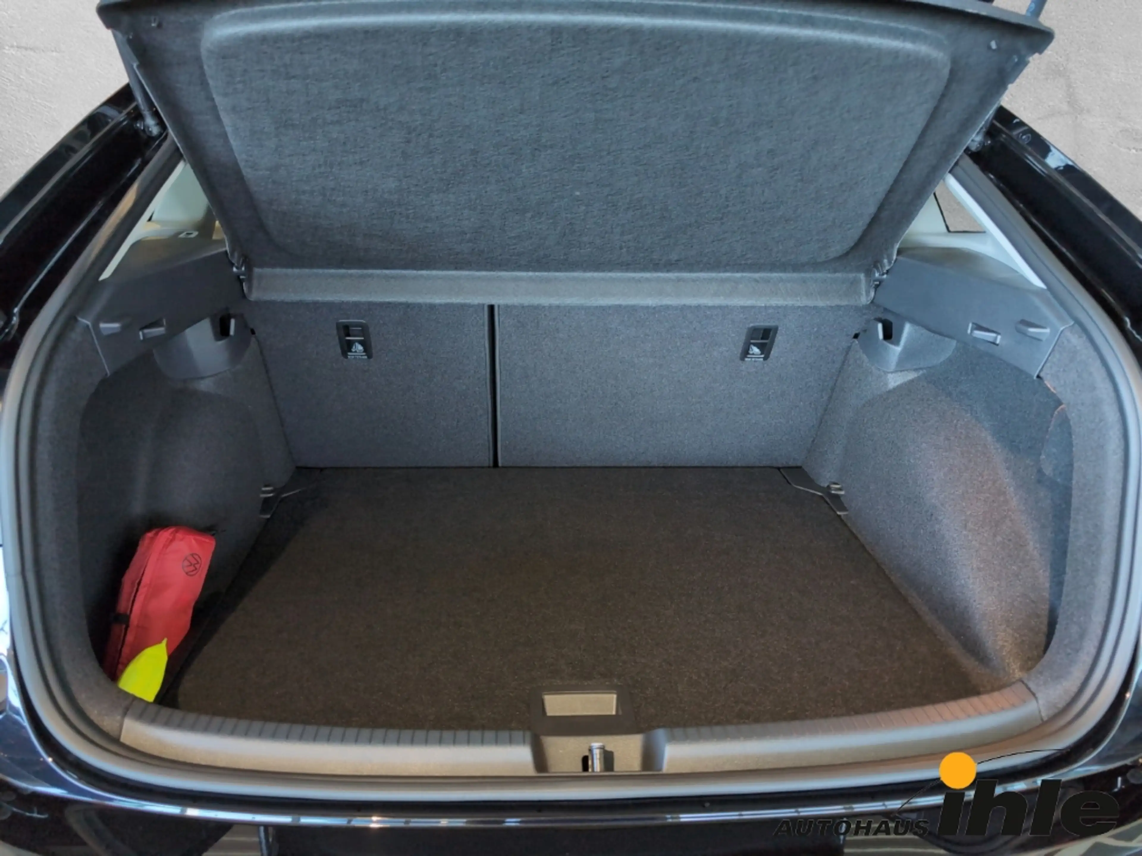 Volkswagen Taigo Energy 1,0 TSI DSG AHK+ACC+APP-Connect — photo 9