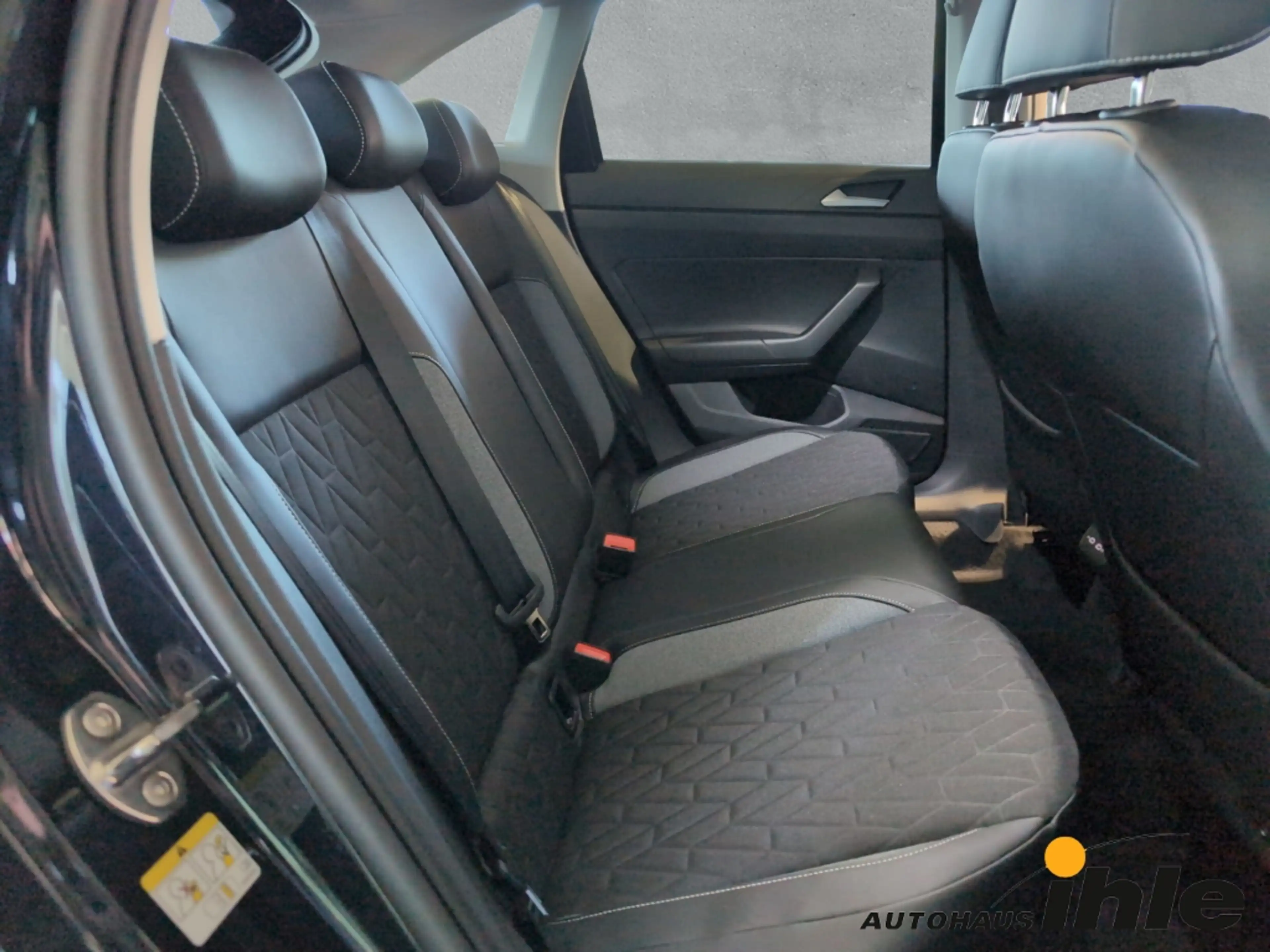 Volkswagen Taigo Energy 1,0 TSI DSG AHK+ACC+APP-Connect — photo 8