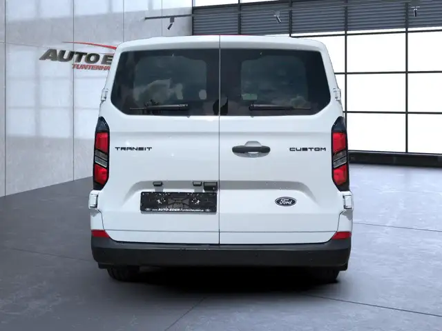 Ford Transit Custom view 12