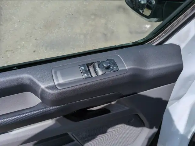 Ford Transit Custom view 8