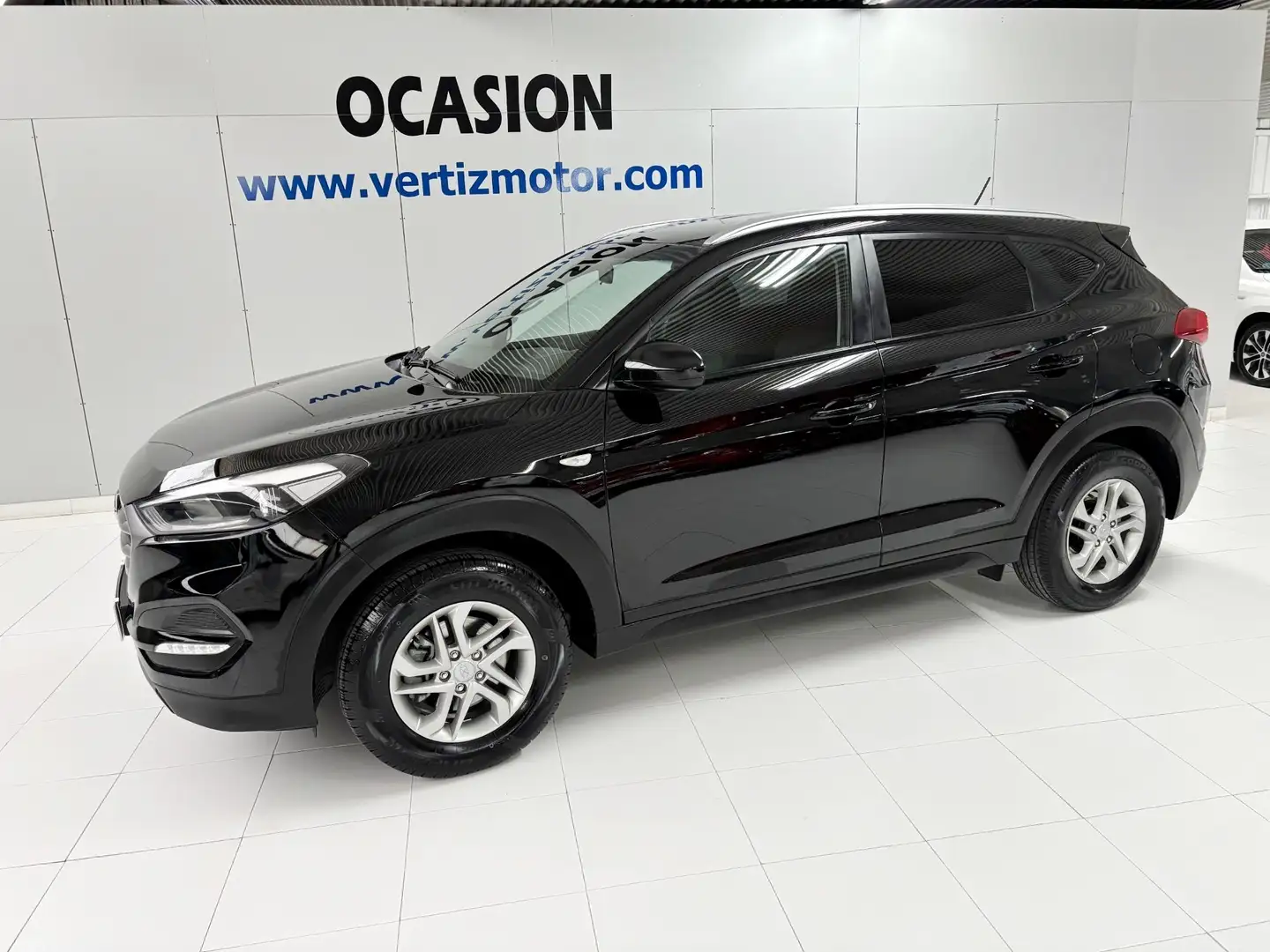 Hyundai TUCSON 1.6 GDI BE Klass 4x2 Schwarz - 1