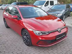 Volkswagen Golf VIII Variant 2.0TDI Life AHK LED Navi Alcan