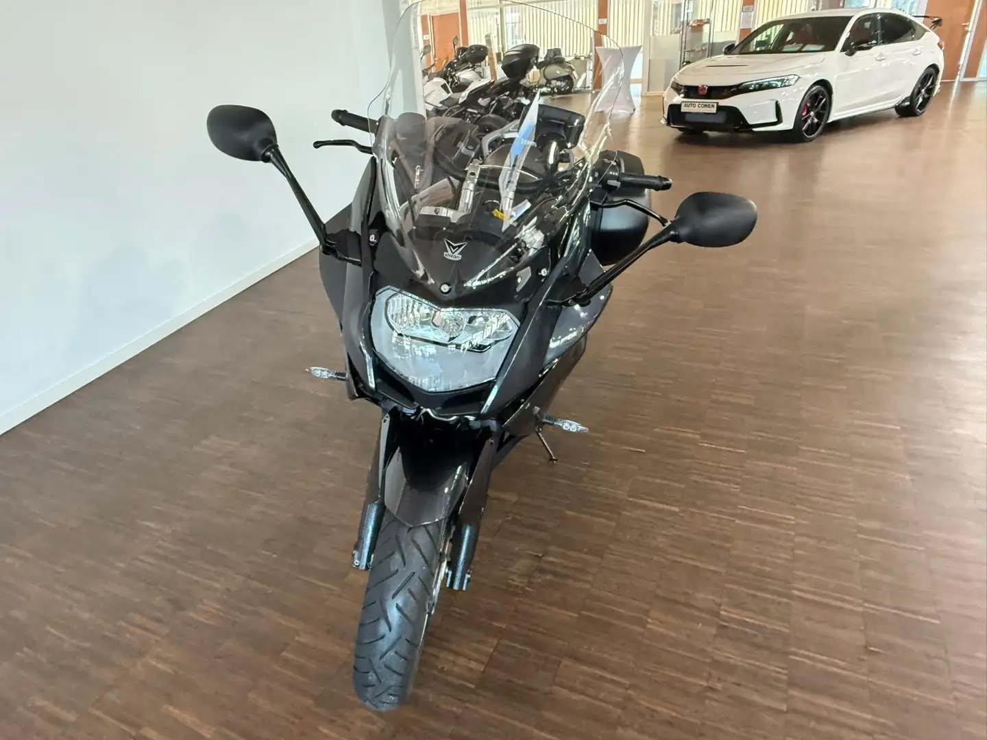 BMW F 800 GT Safety + Comfort Paket Navi Schwarz - 2
