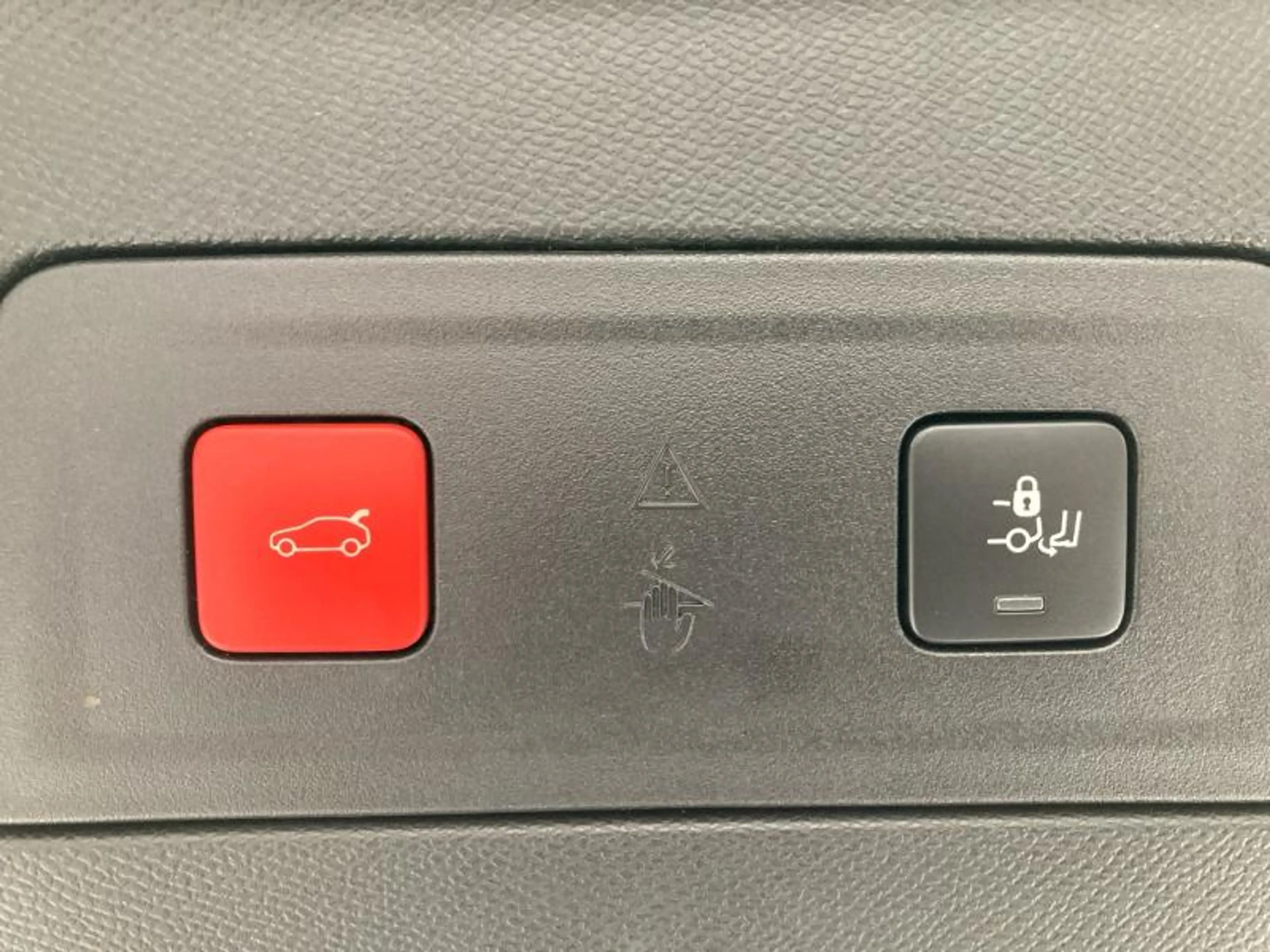 Peugeot 508 III GT — photo 10