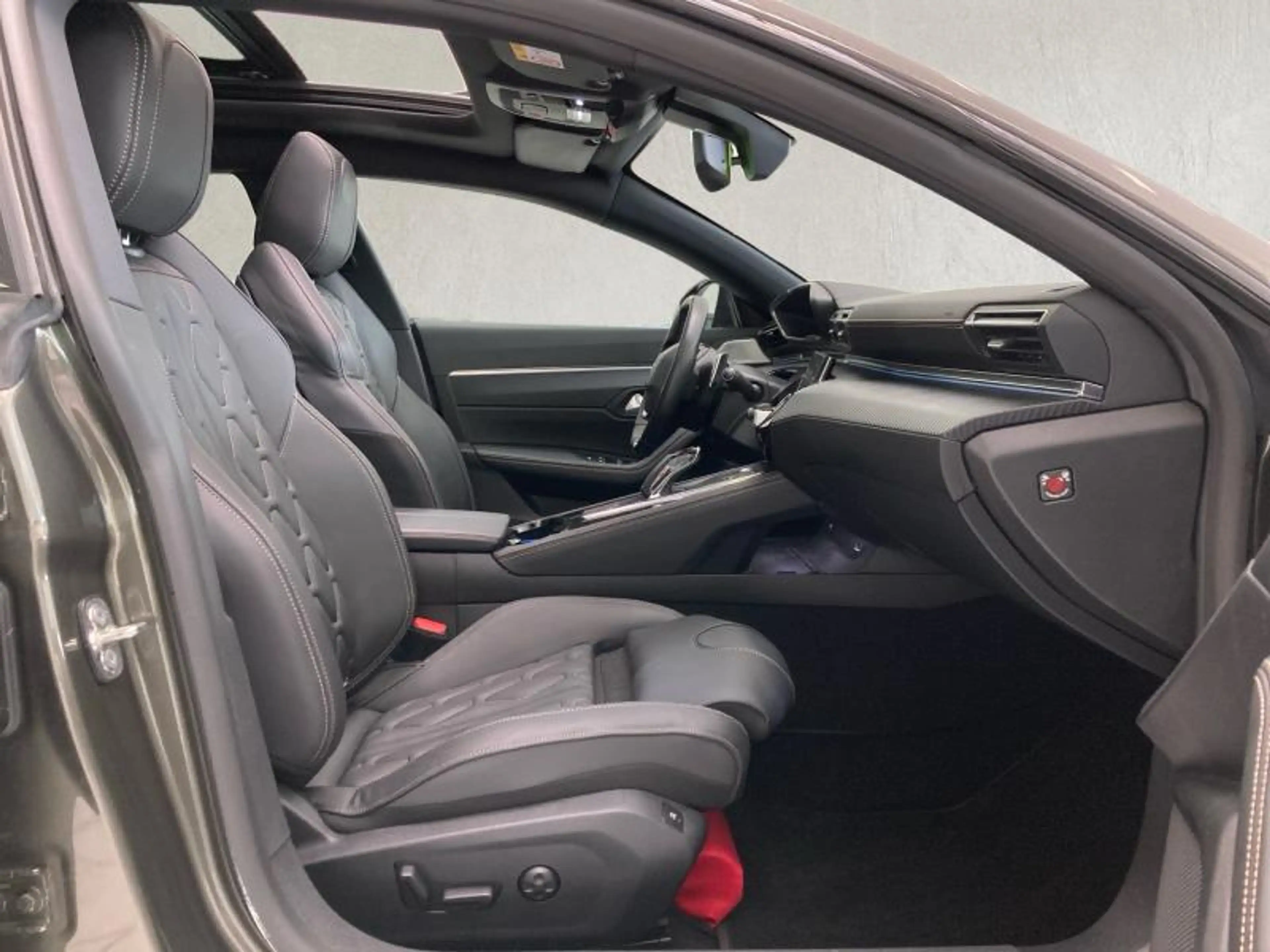Peugeot 508 III GT — photo 13