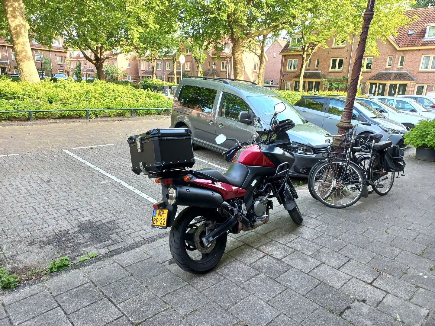 Suzuki V-Strom 650 dl650 Zwart - 2